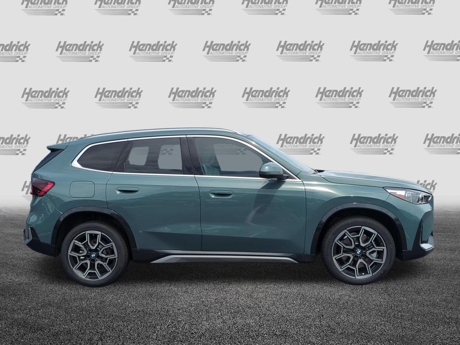 Used 2026 BMW X1 xDrive28i w/ Technology Package AWD/4WD image 11