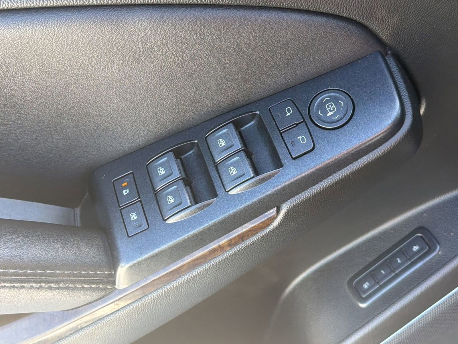 Used 2019 Chevrolet Tahoe LT AWD/4WD image 20