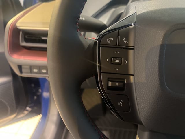 New 2026 Toyota Prius Plug-In Hybrid FWD image 17