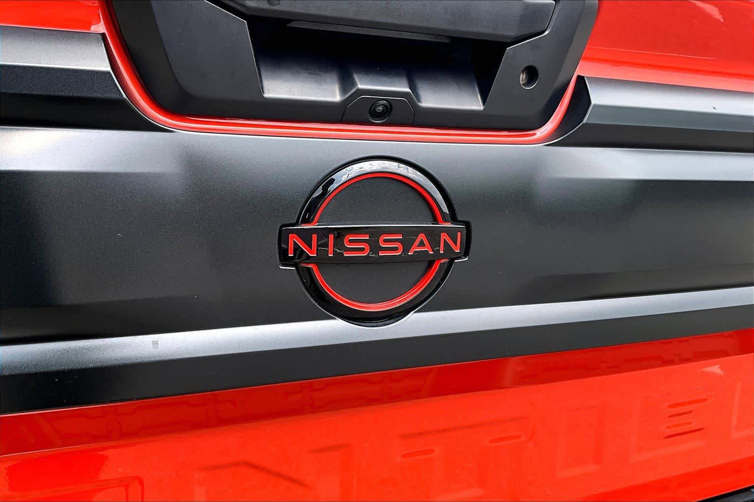 Used 2025 Nissan Frontier Pro-X w/ Pro Convenience Package RWD image 10
