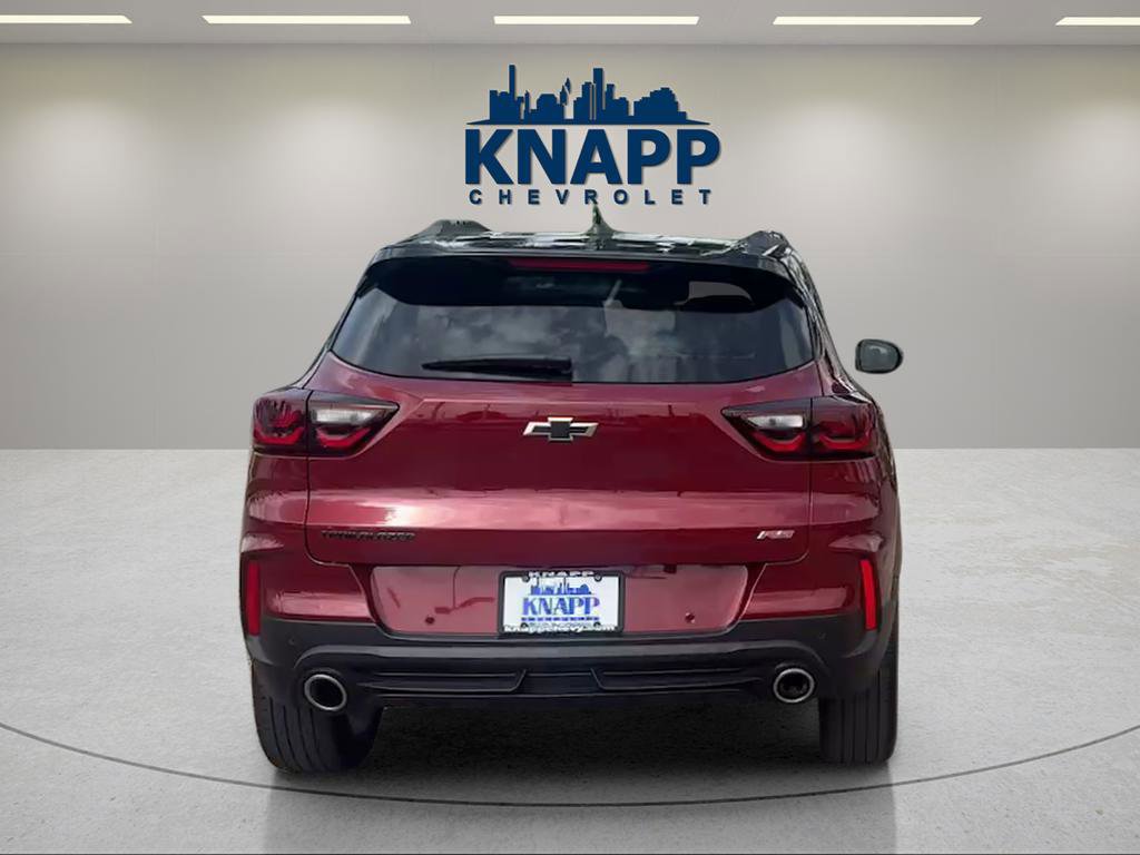 Used 2024 Chevrolet TrailBlazer RS w/ Driver Confidence Package FWD image 3