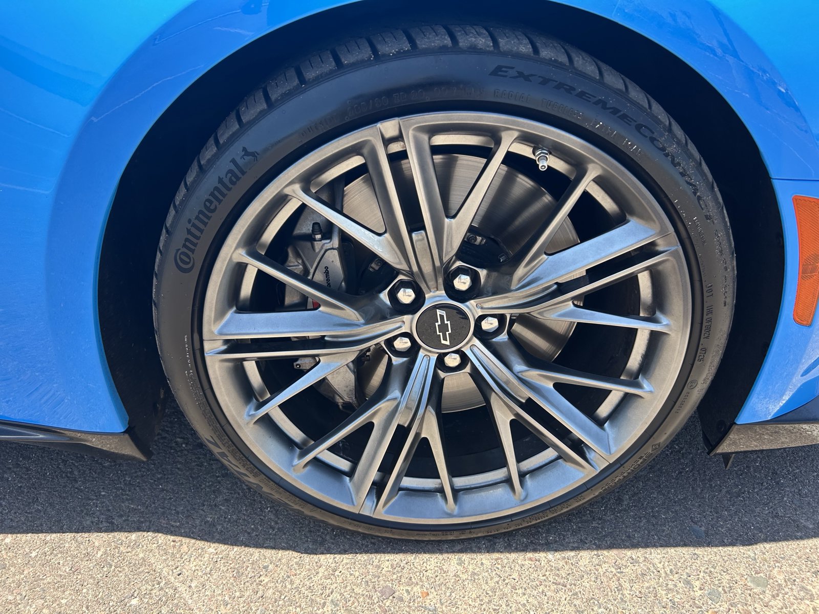 Used 2022 Chevrolet Camaro ZL1 RWD image 9