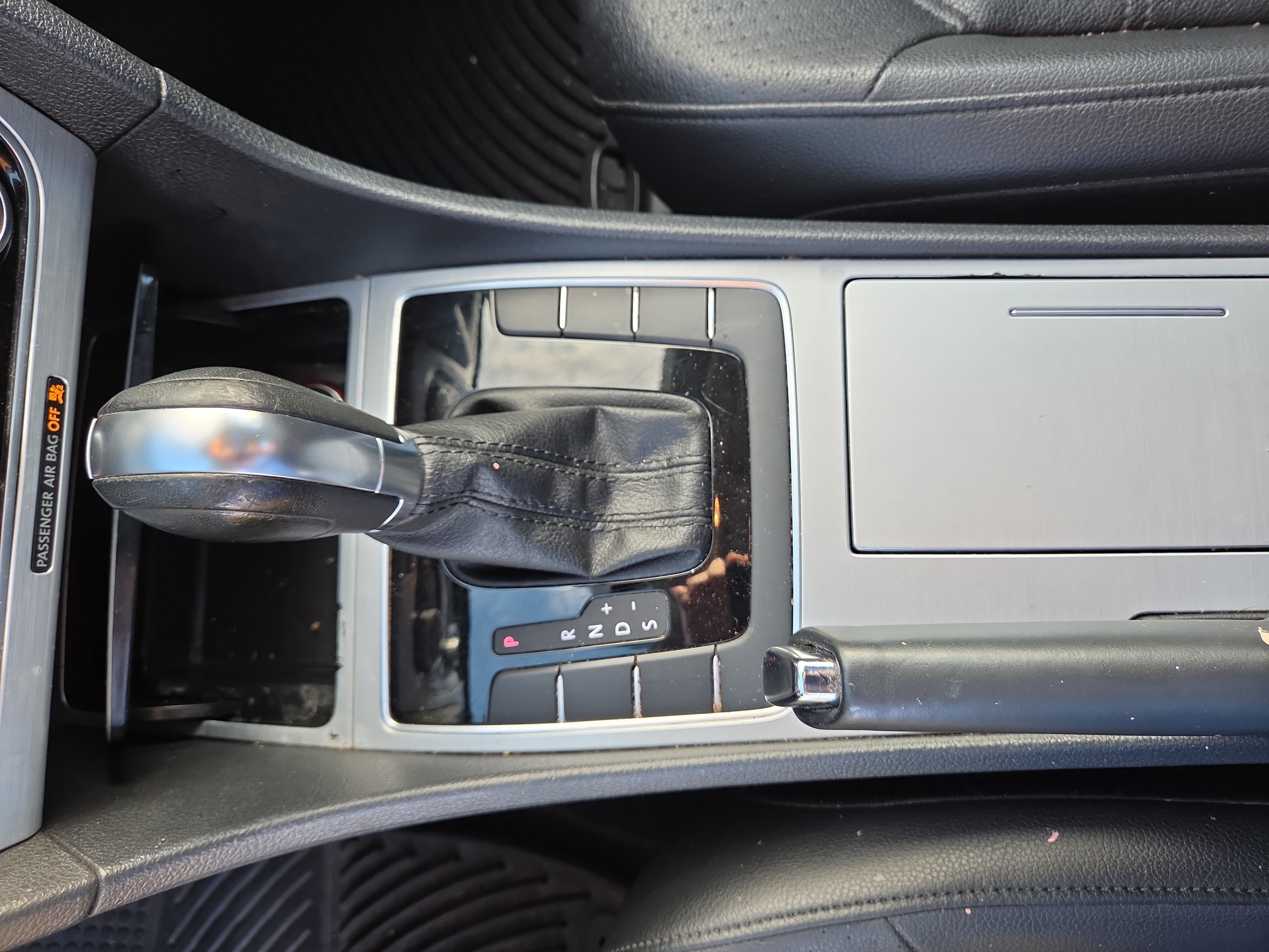Used 2012 Volkswagen Passat 2.5 SE FWD image 7