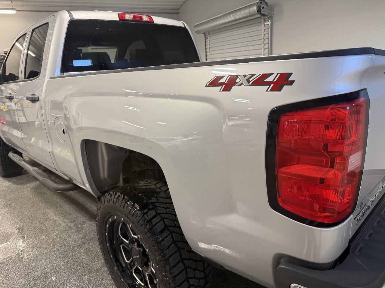 Used 2018 Chevrolet Silverado 2500 W/T w/ WT Convenience Package AWD/4WD image 8