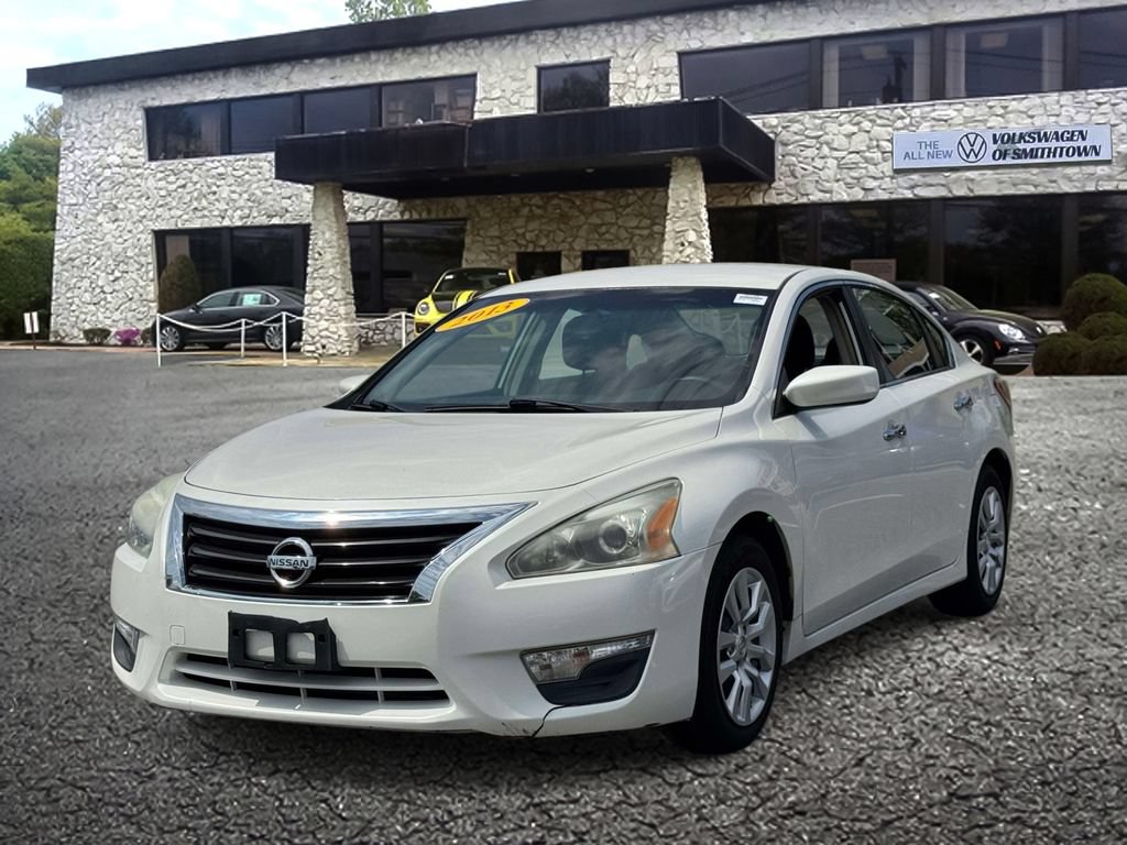 Used 2013 Nissan Altima 2.5 S FWD image 2
