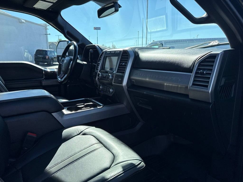 Used 2020 Ford F350 Platinum w/ FX4 Off-Road Package AWD/4WD image 35