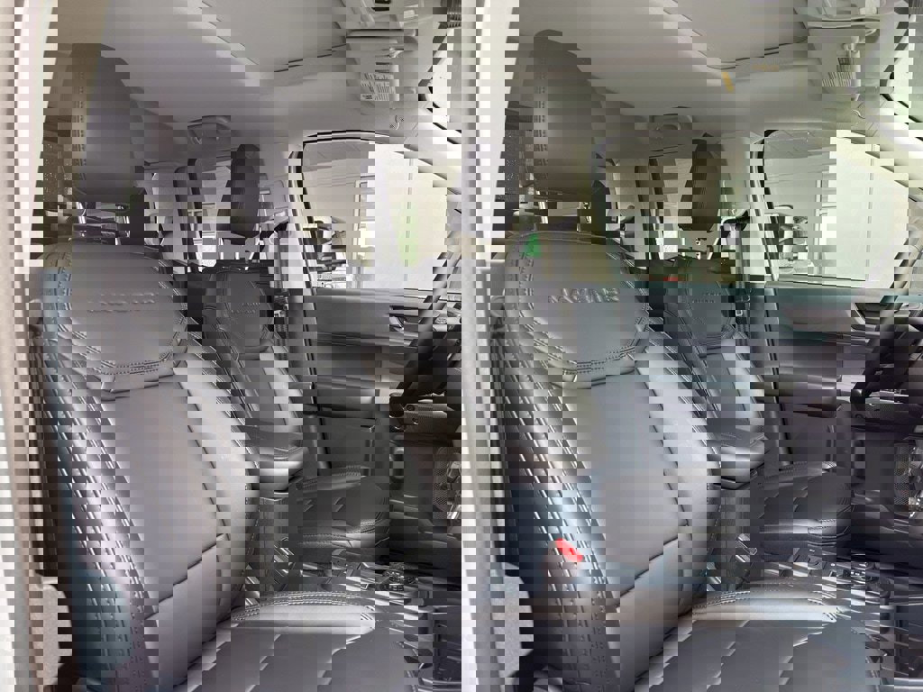 New 2026 Ford Maverick Lariat image 34