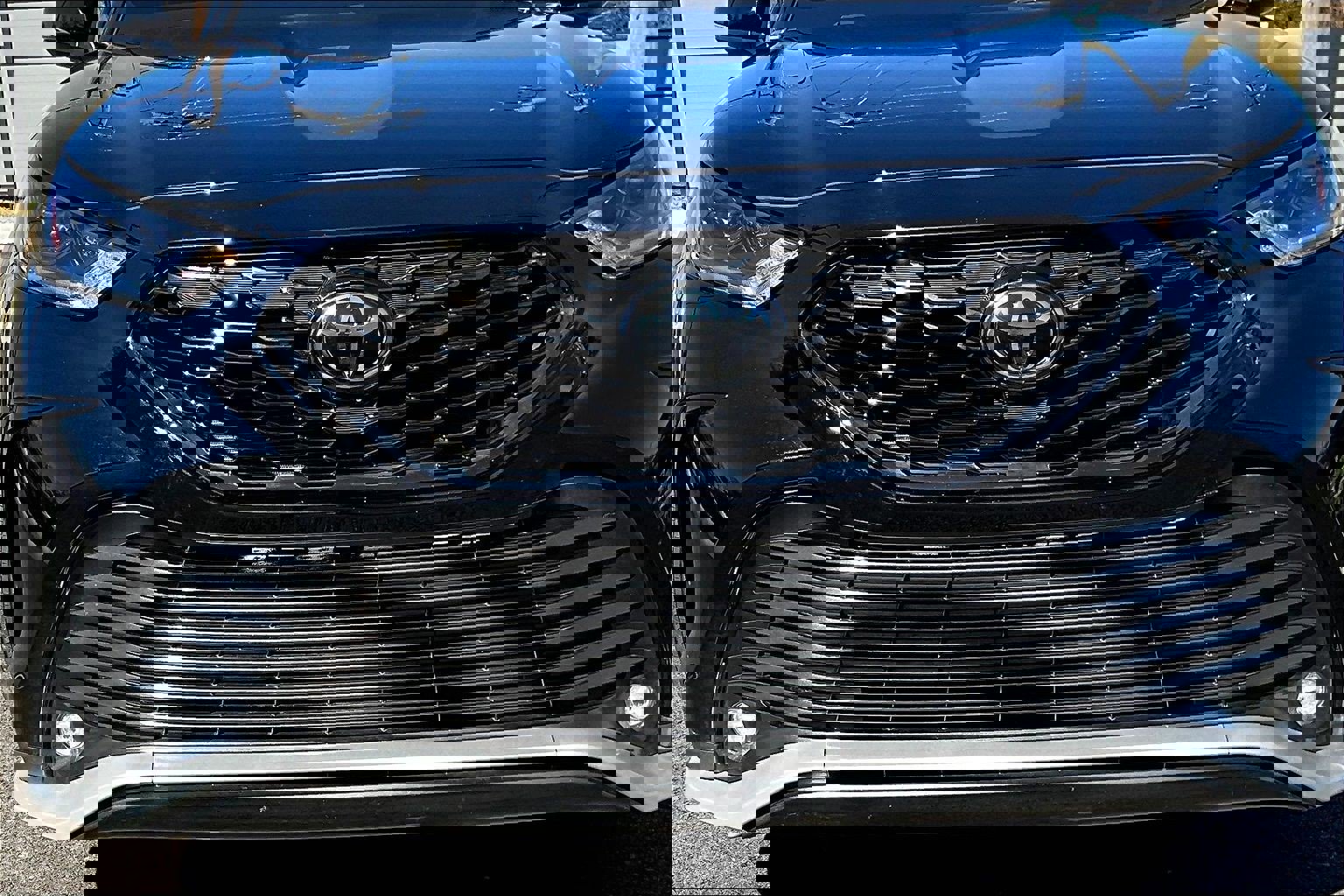 Used 2023 Toyota Highlander XSE image 34