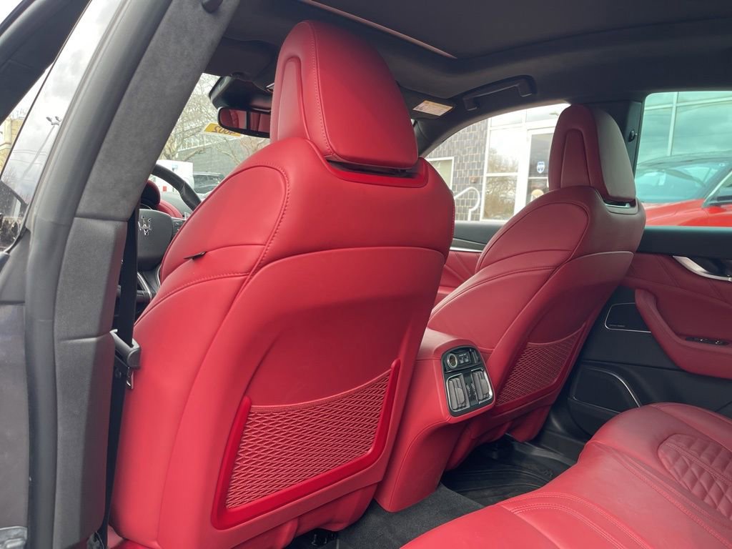 Used 2022 Maserati Levante Modena image 19