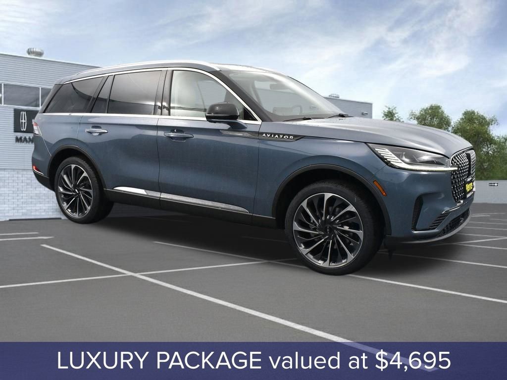 New 2026 Lincoln Aviator Reserve w/ Luxury Package image 3