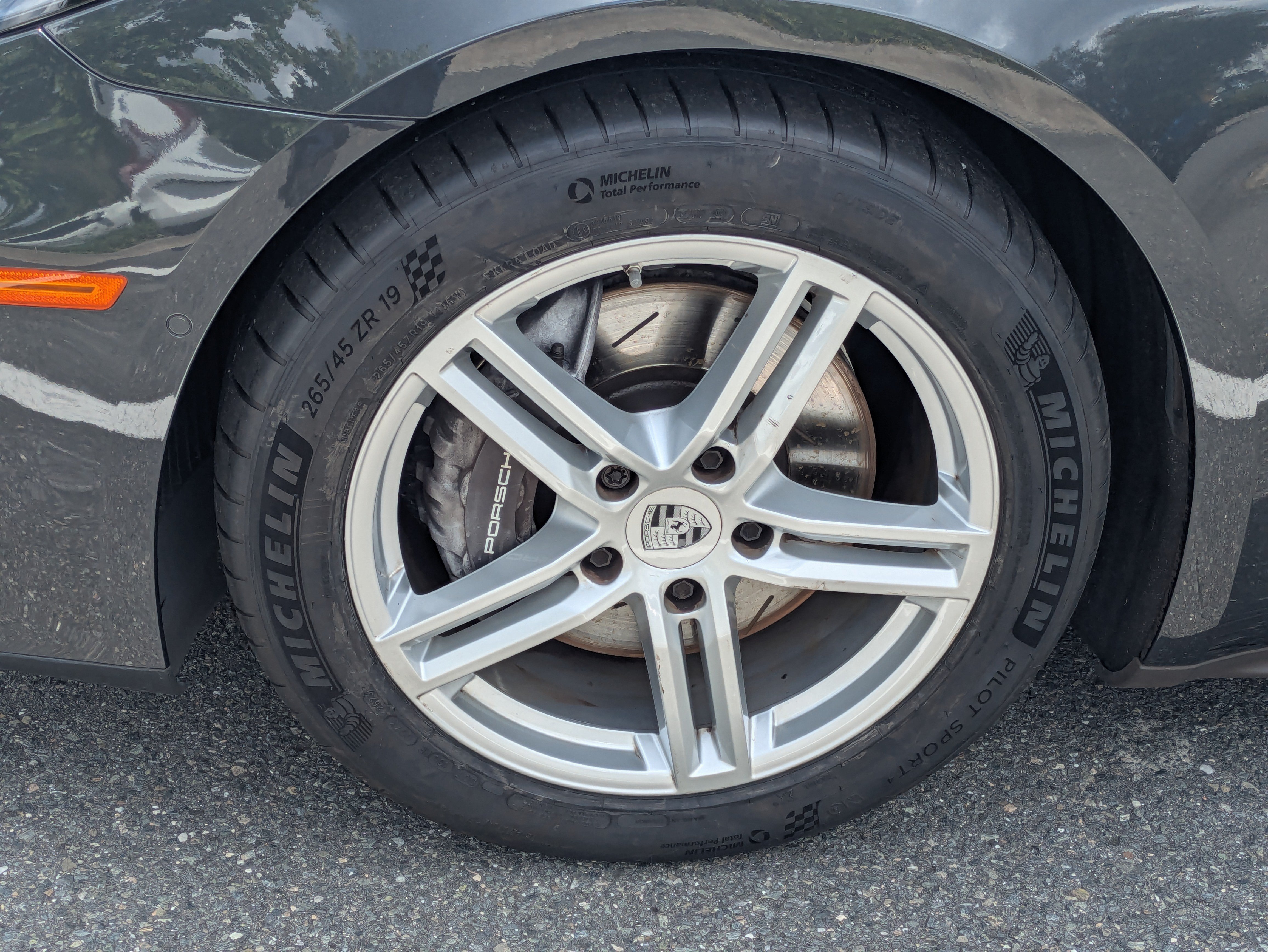Used 2025 Porsche Panamera RWD image 10