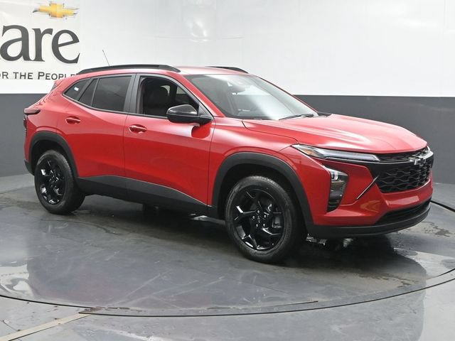 New 2026 Chevrolet Trax LT w/ Midnight Edition FWD image 6