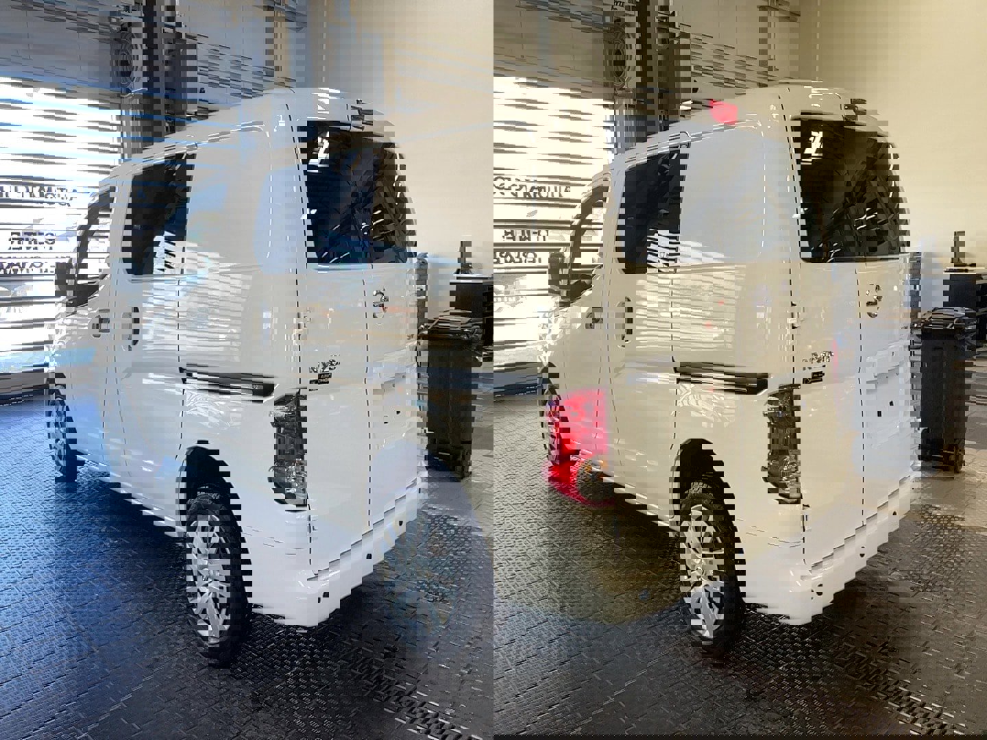 Used 2021 Nissan NV200 SV w/ Sliding Door Glass Package image 24