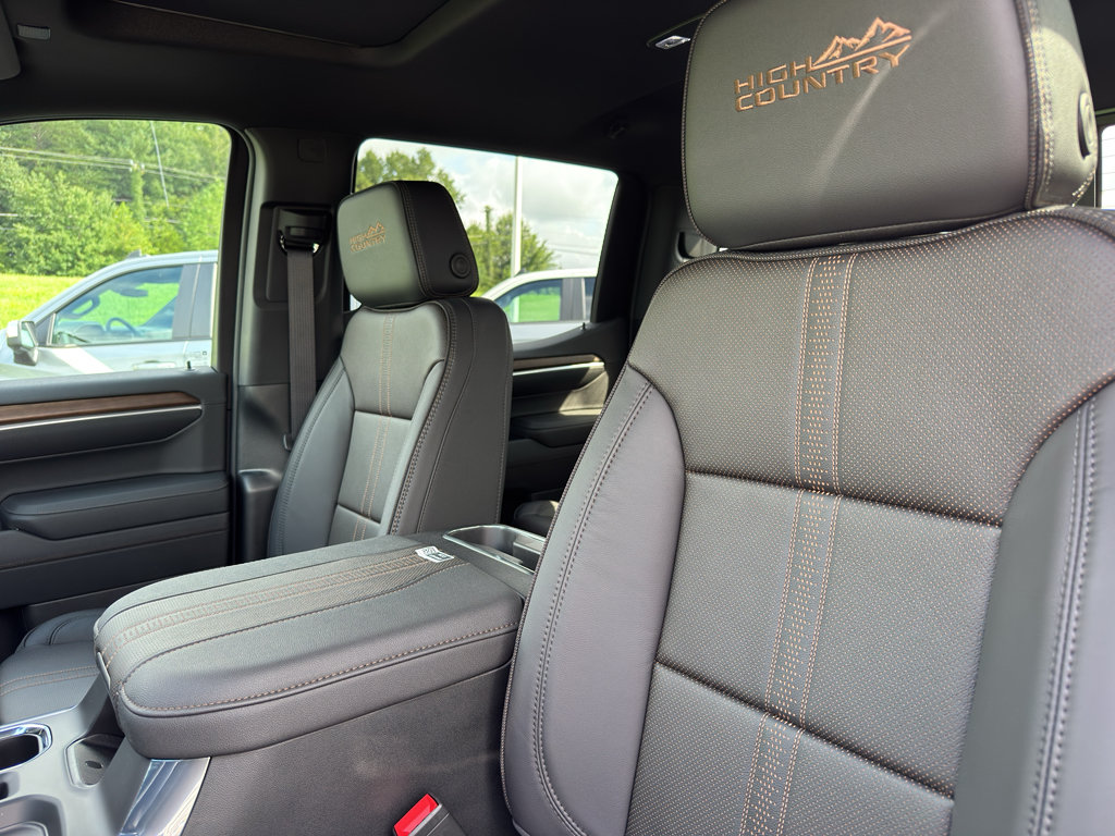 New 2026 Chevrolet Silverado 1500 High Country AWD/4WD image 15
