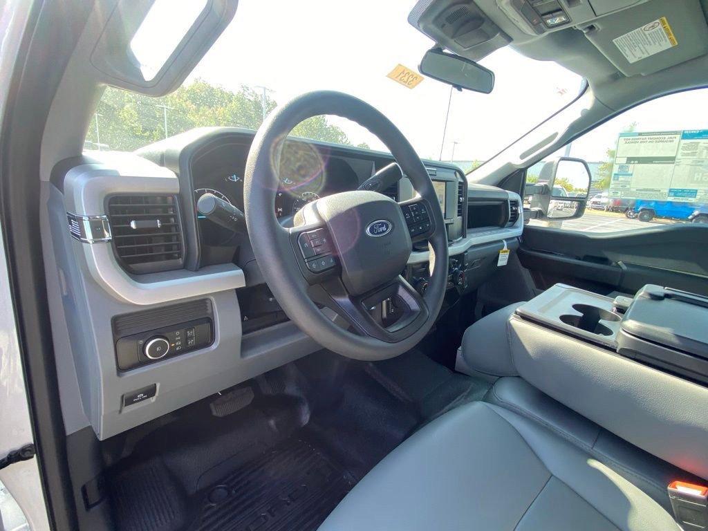 New 2026 Ford F350 XL w/ XL Chrome Package AWD/4WD image 22
