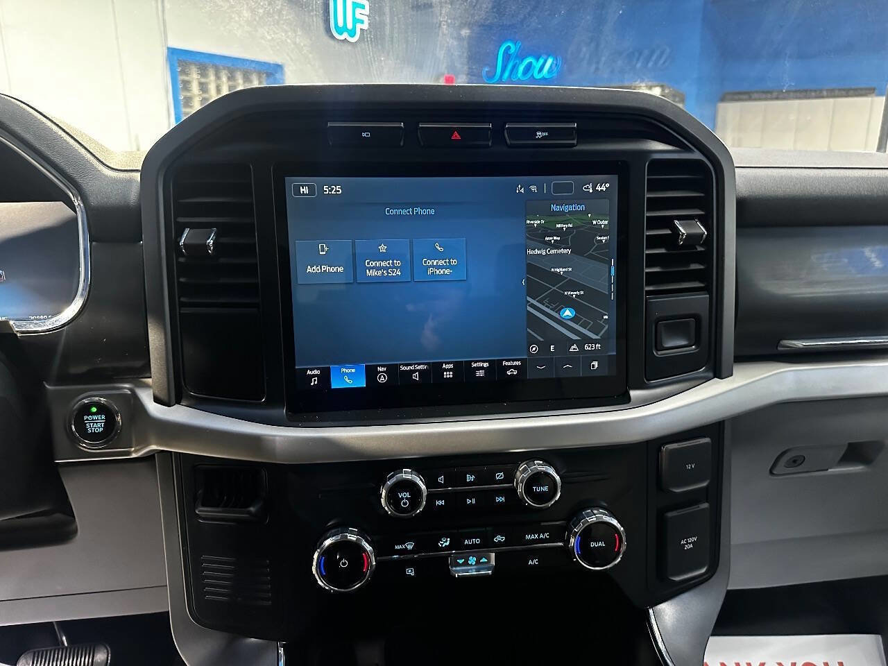 Used 2022 Ford F150 Lightning Pro image 23