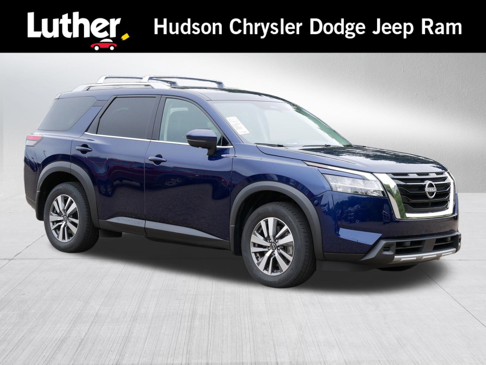 Used 2024 Nissan Pathfinder SL