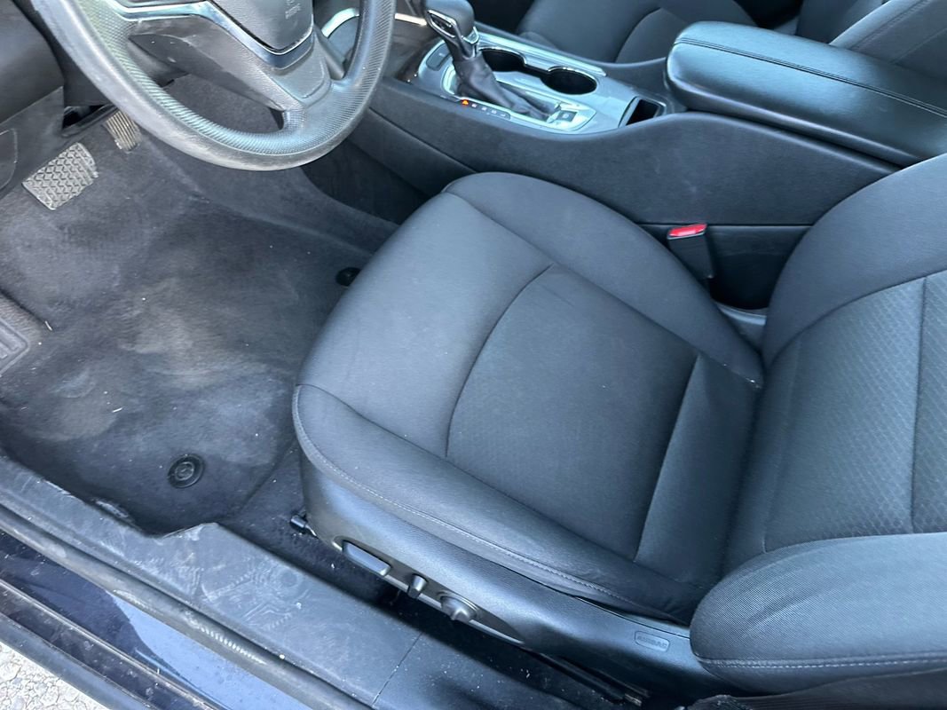 Used 2023 Chevrolet Malibu LT image 38