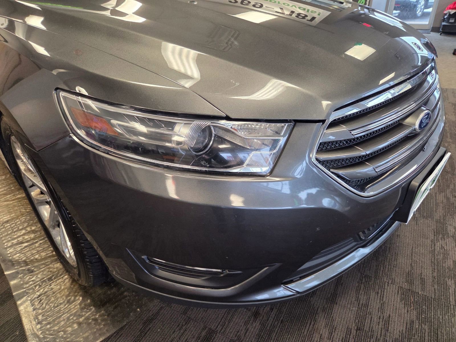 Used 2016 Ford Taurus Limited w/ Equipment Group 301A image 17