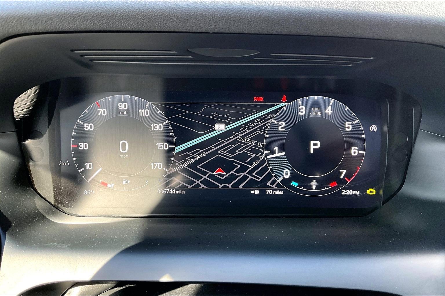 Used 2024 Land Rover Discovery Sport Dynamic SE image 20