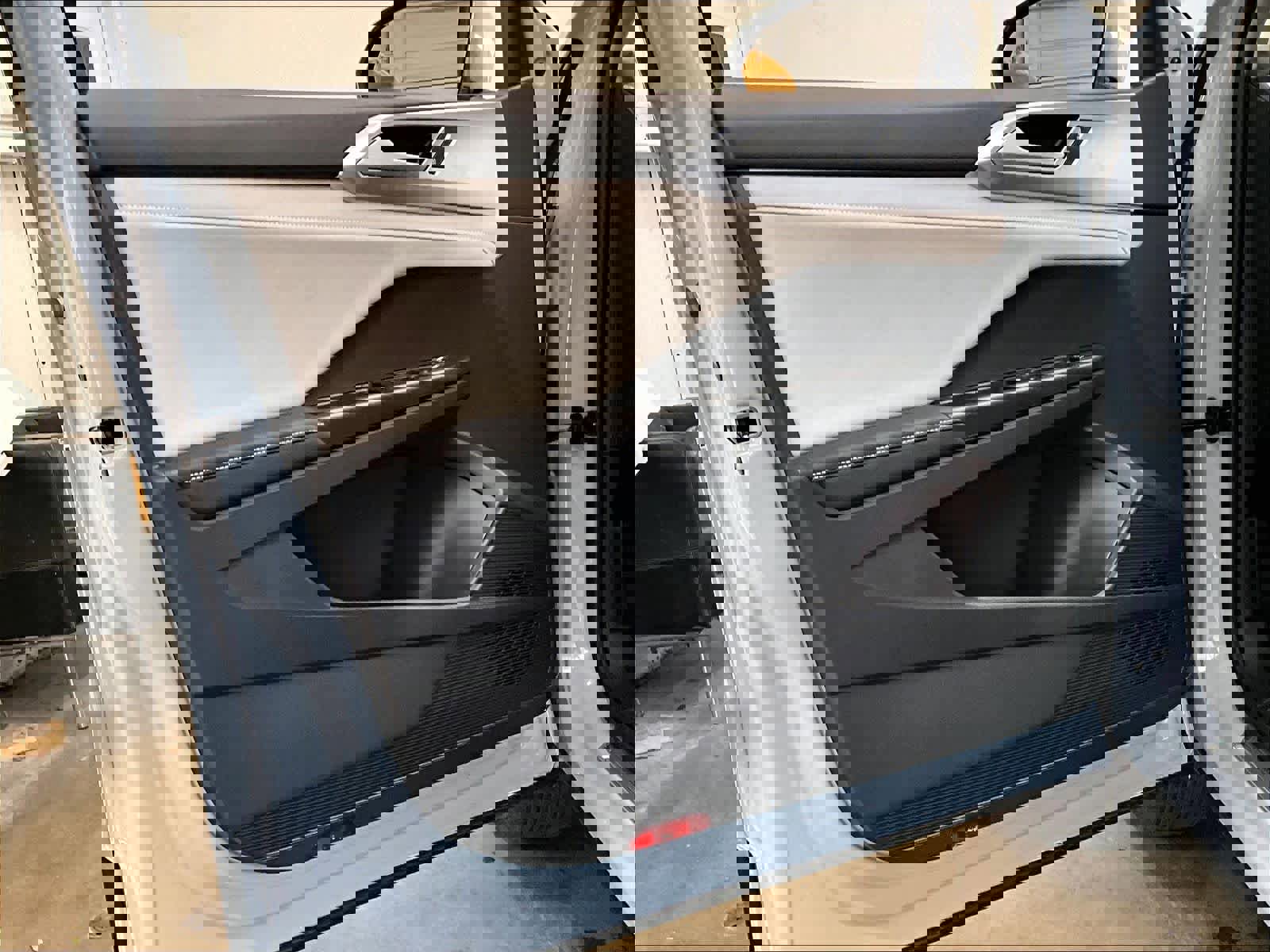 New 2026 Volkswagen Taos SE image 23