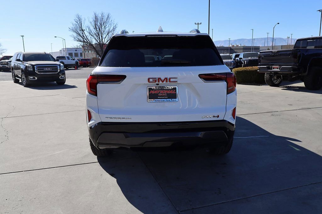 New 2026 GMC Terrain AT4 image 5