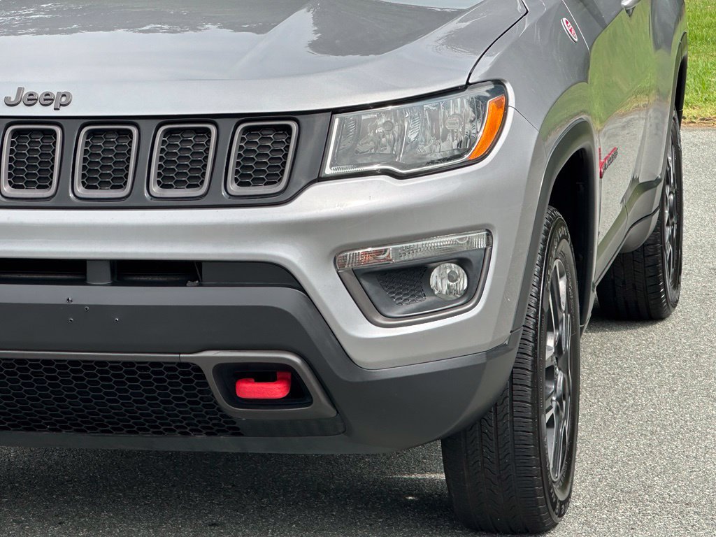 Used 2019 Jeep Compass Trailhawk AWD/4WD image 42