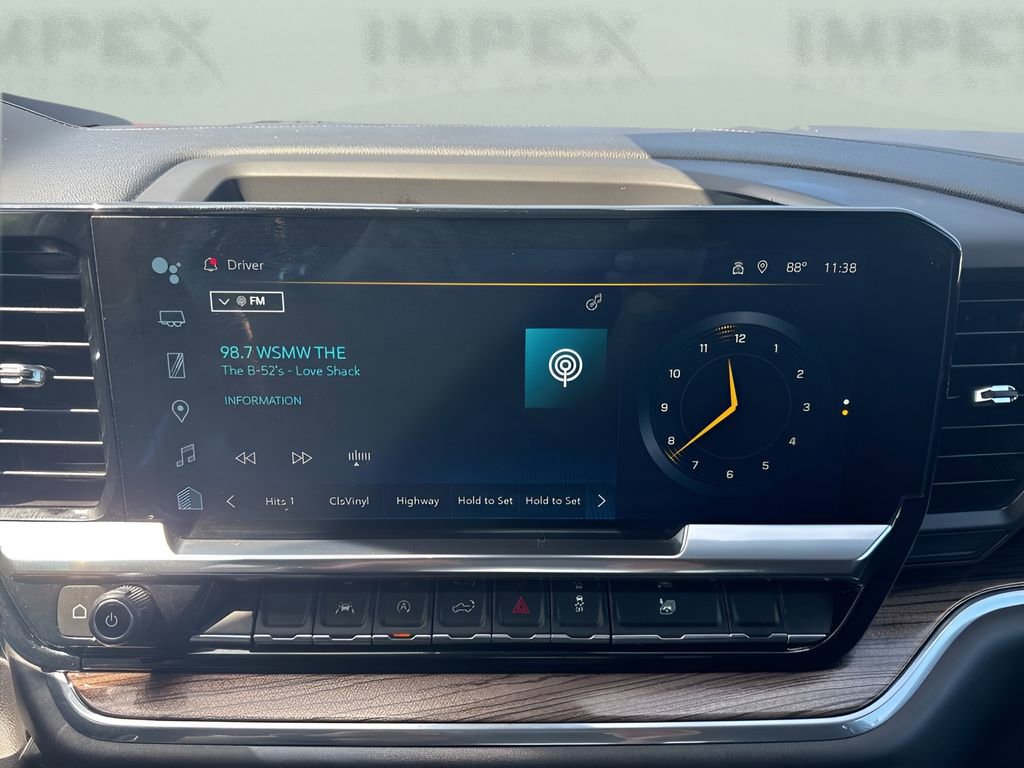 Used 2025 Chevrolet Silverado 1500 LT image 17