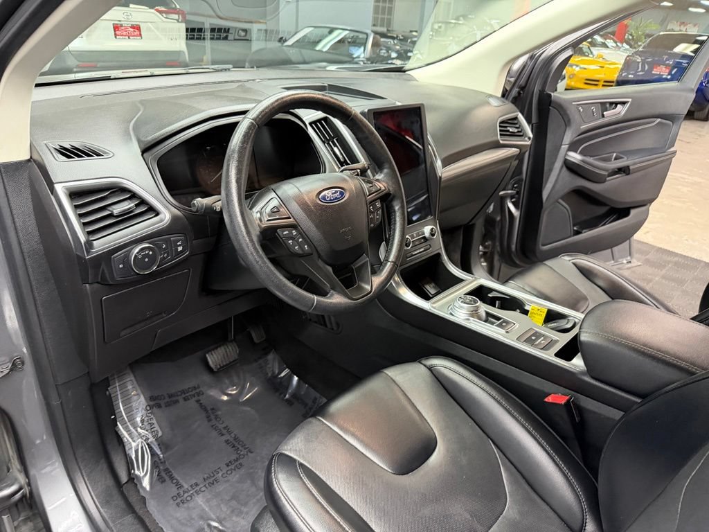Used 2022 Ford Edge Titanium w/ Equipment Group 301A AWD/4WD image 35