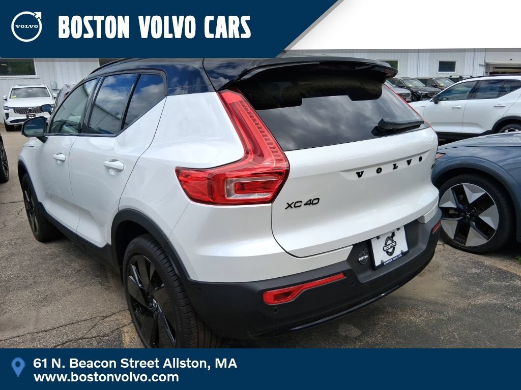New 2026 Volvo XC40 B5 Ultra w/ Protection Package Premier AWD/4WD image 5