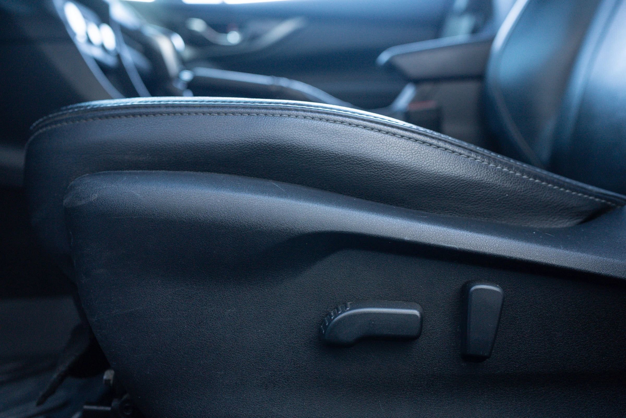 Used 2017 Subaru Impreza 2.0i Limited image 23