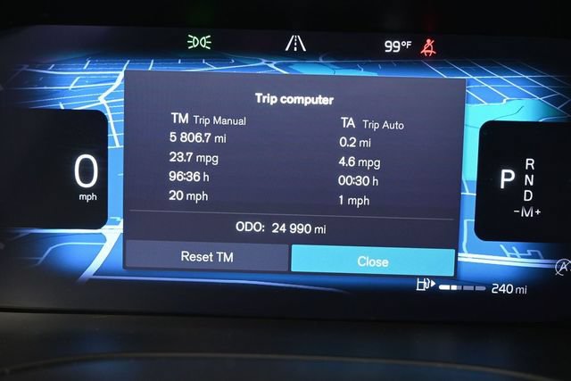 Used 2023 Volvo XC60 B5 Ultimate w/ Climate Package FWD image 29