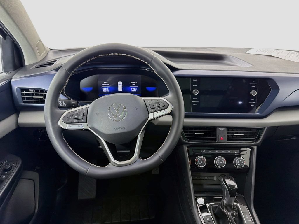 Used 2023 Volkswagen Taos SE w/ Panoramic Sunroof Package AWD/4WD image 22