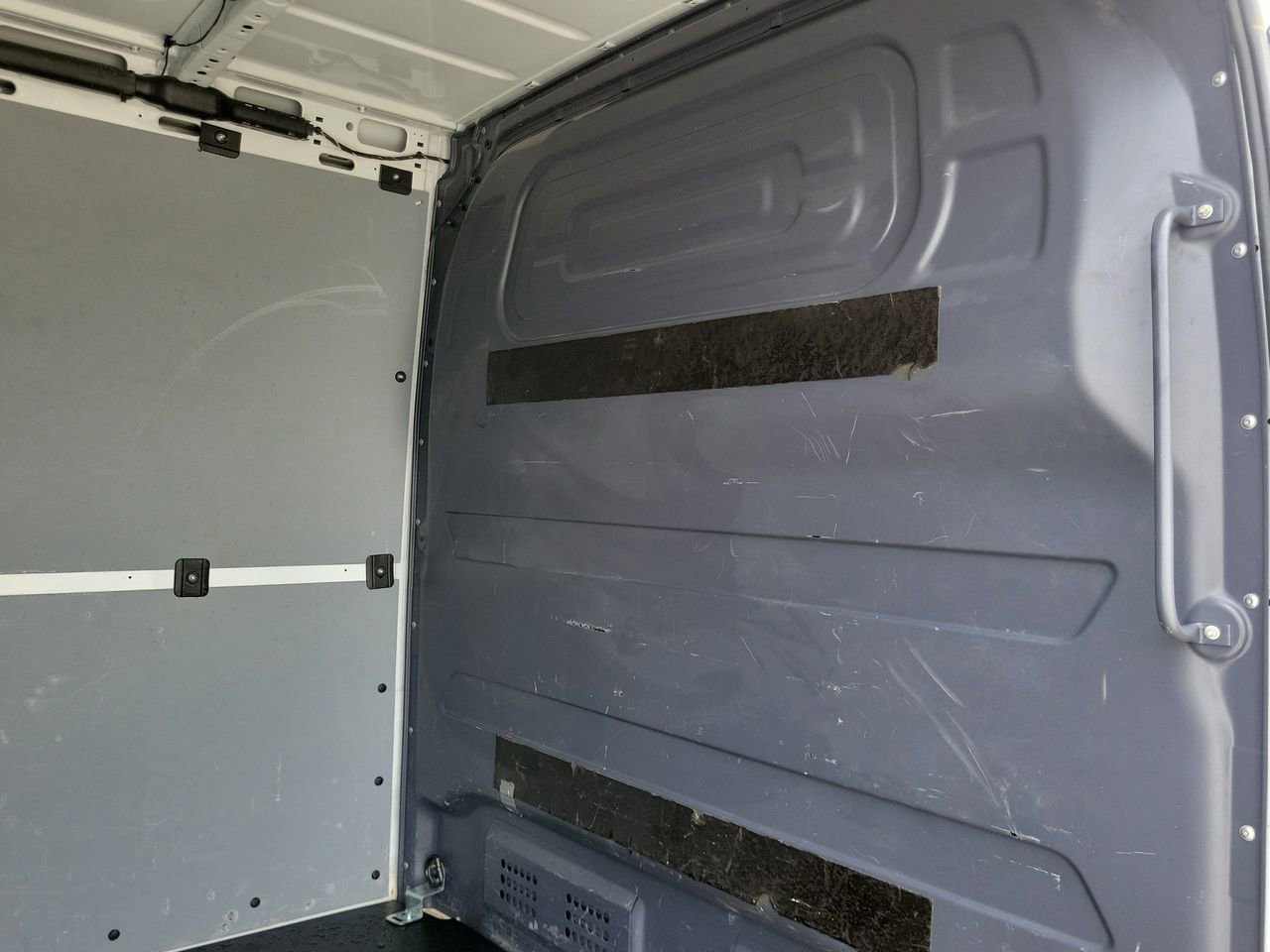 Used 2023 Mercedes-Benz Sprinter 1500 image 13