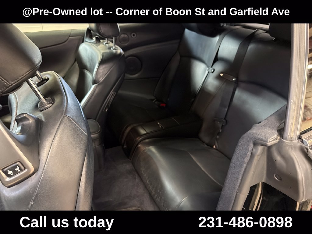 Used 2010 Lexus IS 350C w/ Luxury Pkg RWD image 22