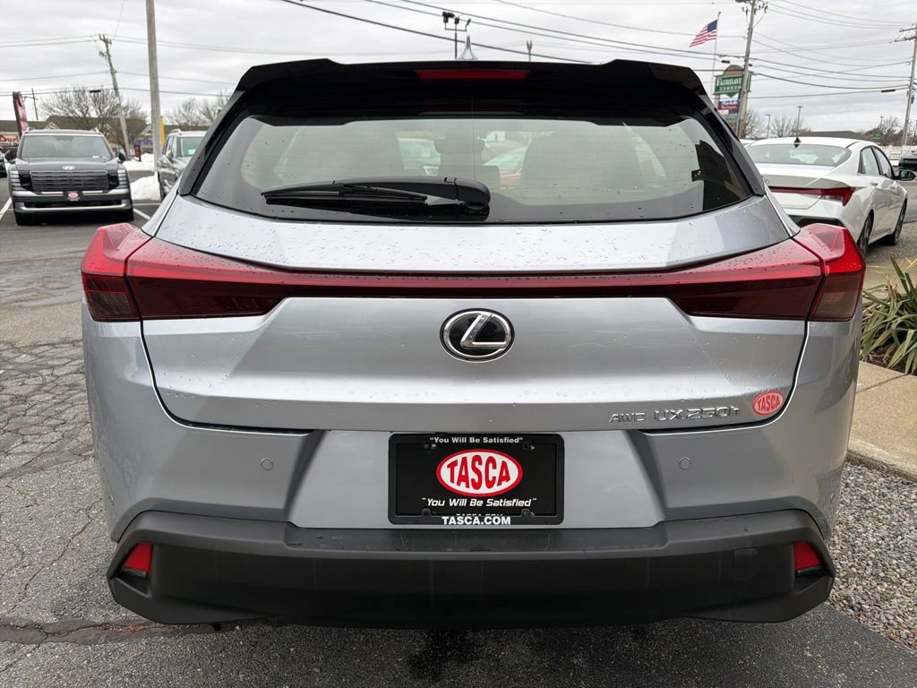 Used 2023 Lexus UX 250h AWD w/ Premium Package image 6