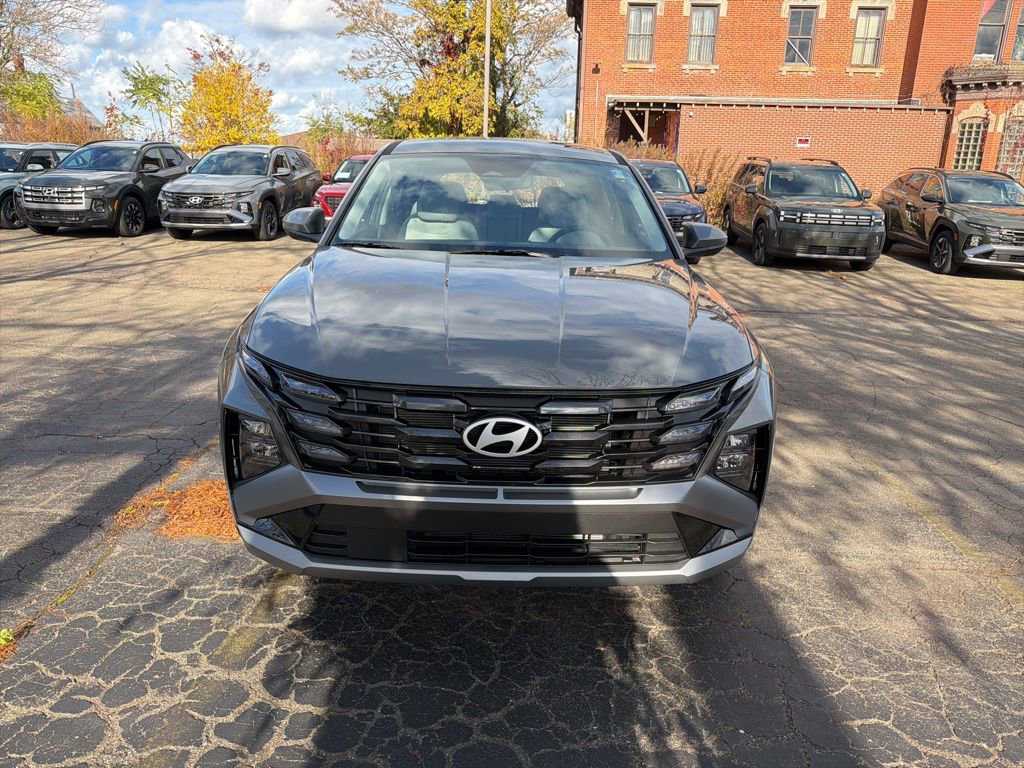 New 2026 Hyundai Tucson SE image 2