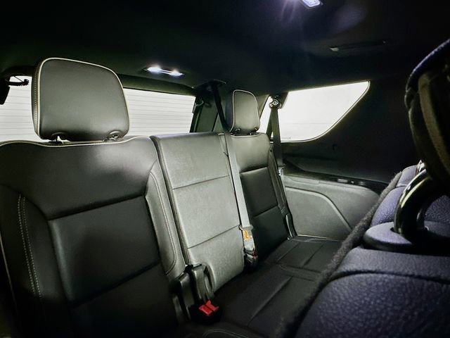 Certified 2022 GMC Yukon SLT w/ SLT Luxury Package image 28