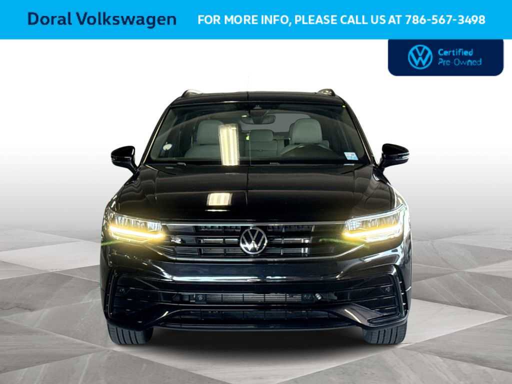 Used 2022 Volkswagen Tiguan SE R-Line FWD image 3