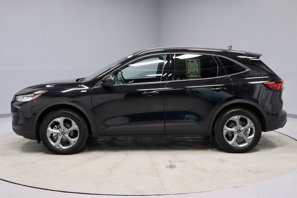 Certified 2025 Ford Escape ST-Line Elite w/ Tech Pack #1 image 10