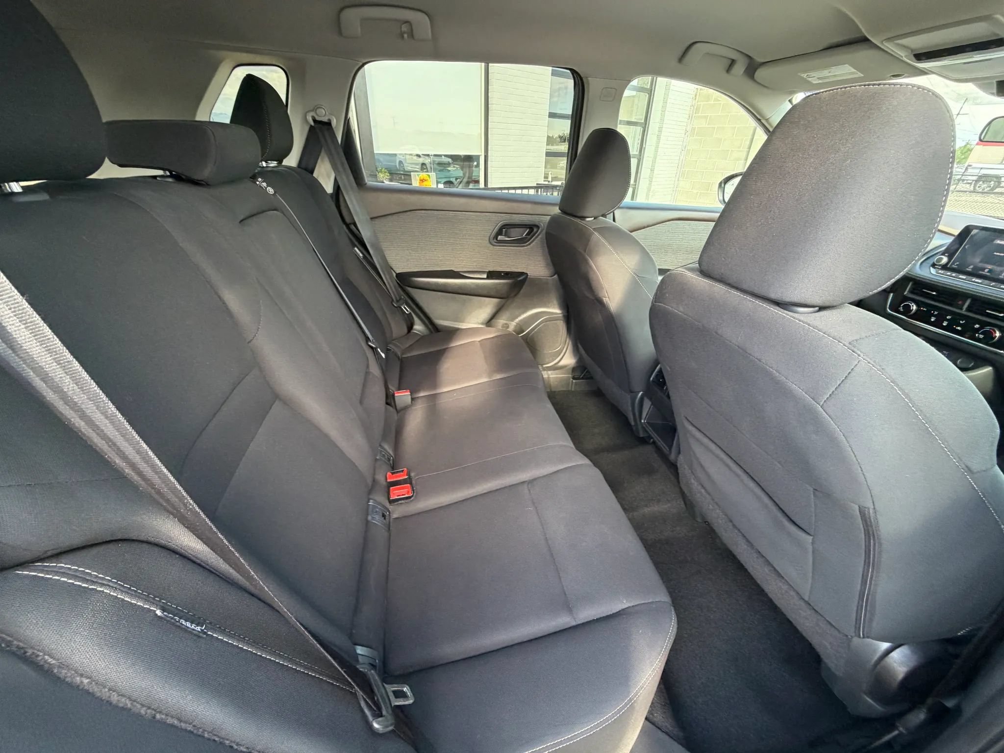 Used 2023 Nissan Rogue S AWD/4WD image 15