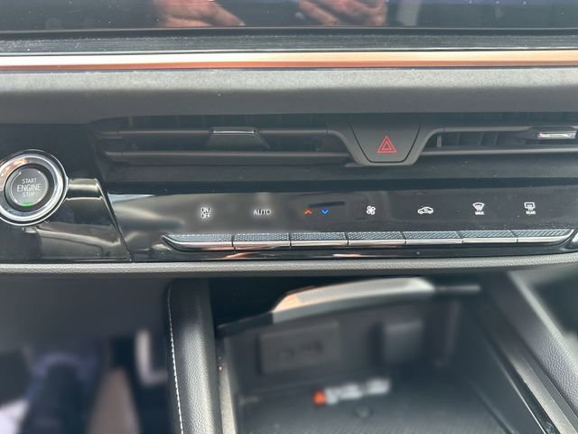 Used 2024 Buick Envision Sport Touring image 19