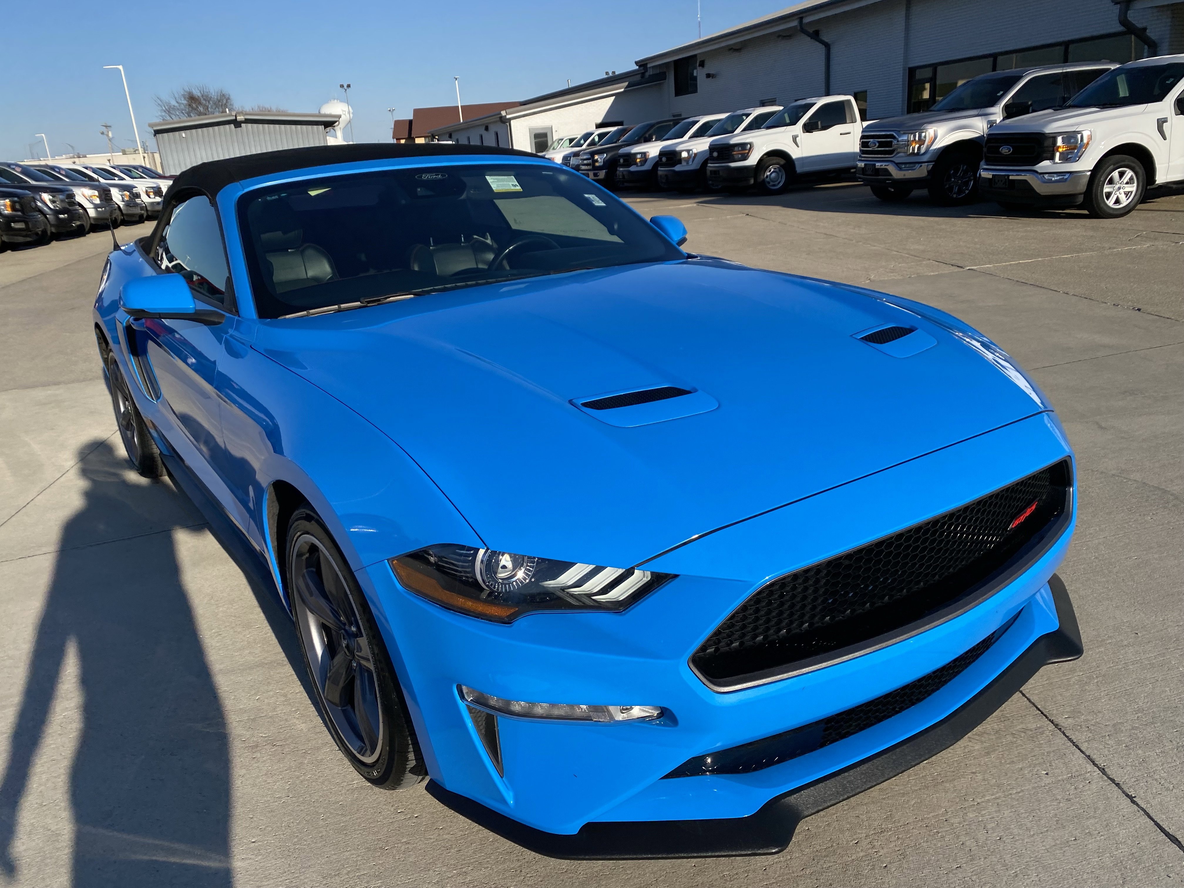 Used 2022 Ford Mustang GT Premium w/ GT Performance Package image 3