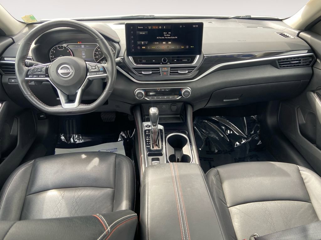 Used 2023 Nissan Altima 2.0 SR FWD image 10