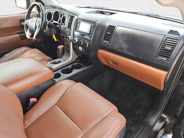 Used 2015 Toyota Sequoia Platinum image 23