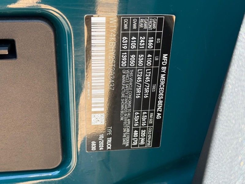Used 2025 Mercedes-Benz Sprinter 2500 image 22