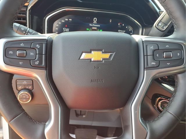 Used 2025 Chevrolet Silverado 2500 LT w/ Convenience Package AWD/4WD image 14
