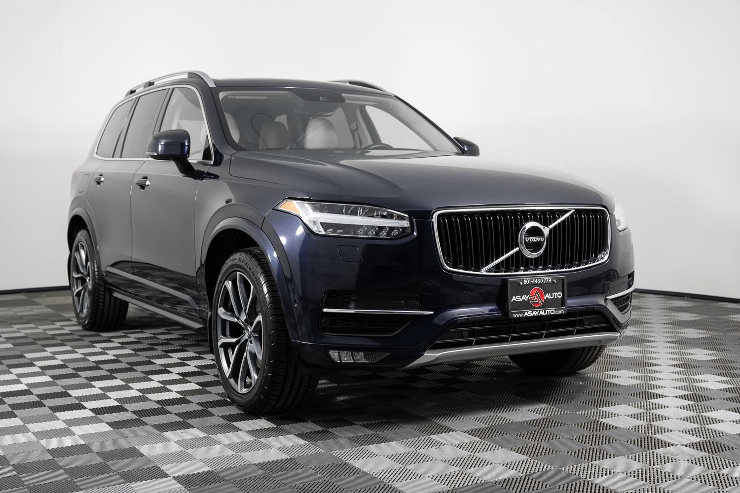 Used 2016 Volvo XC90 T6 Momentum AWD/4WD image 10