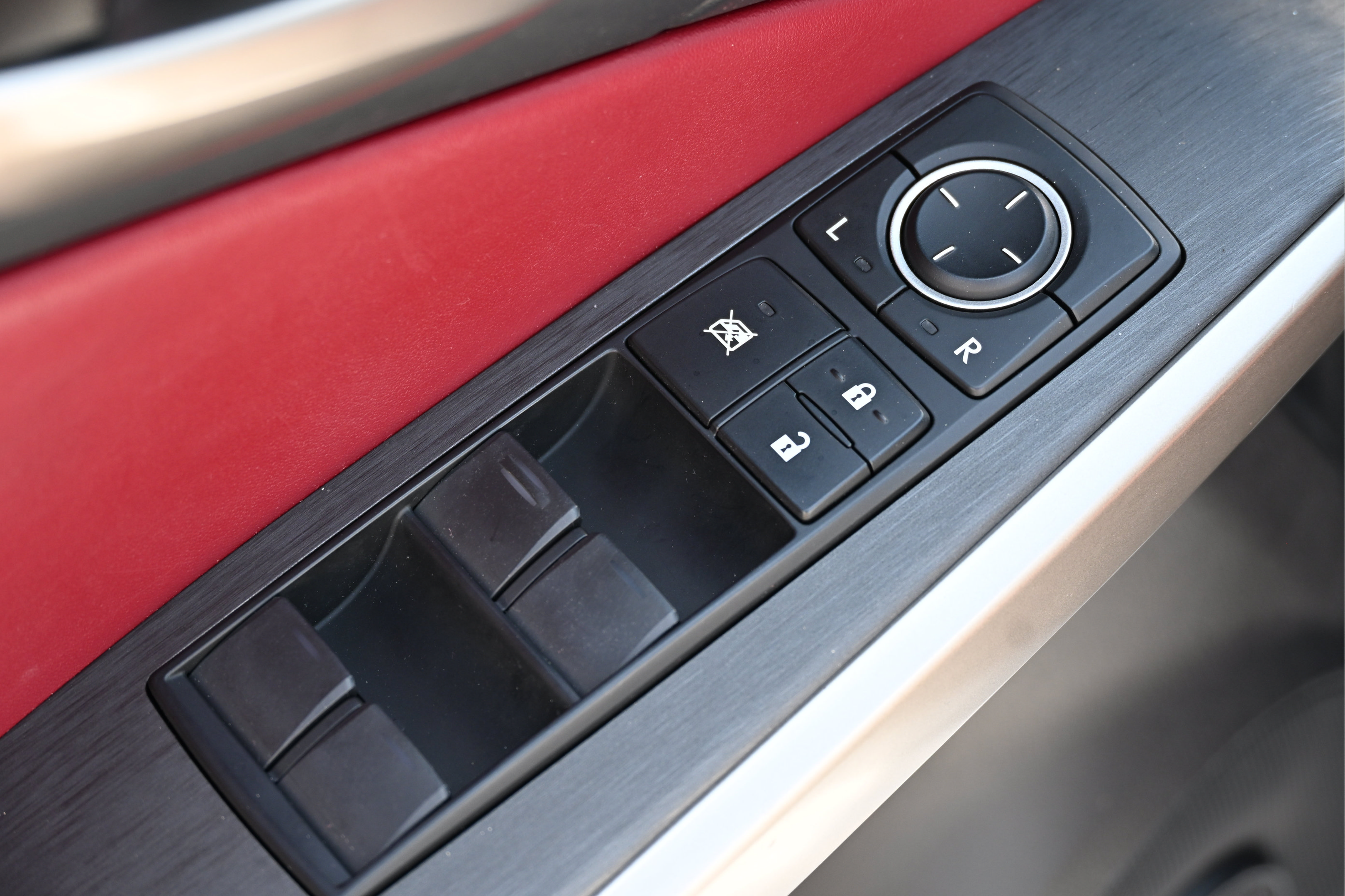 Used 2020 Lexus IS 300 F Sport w/ F Sport Package RWD image 14