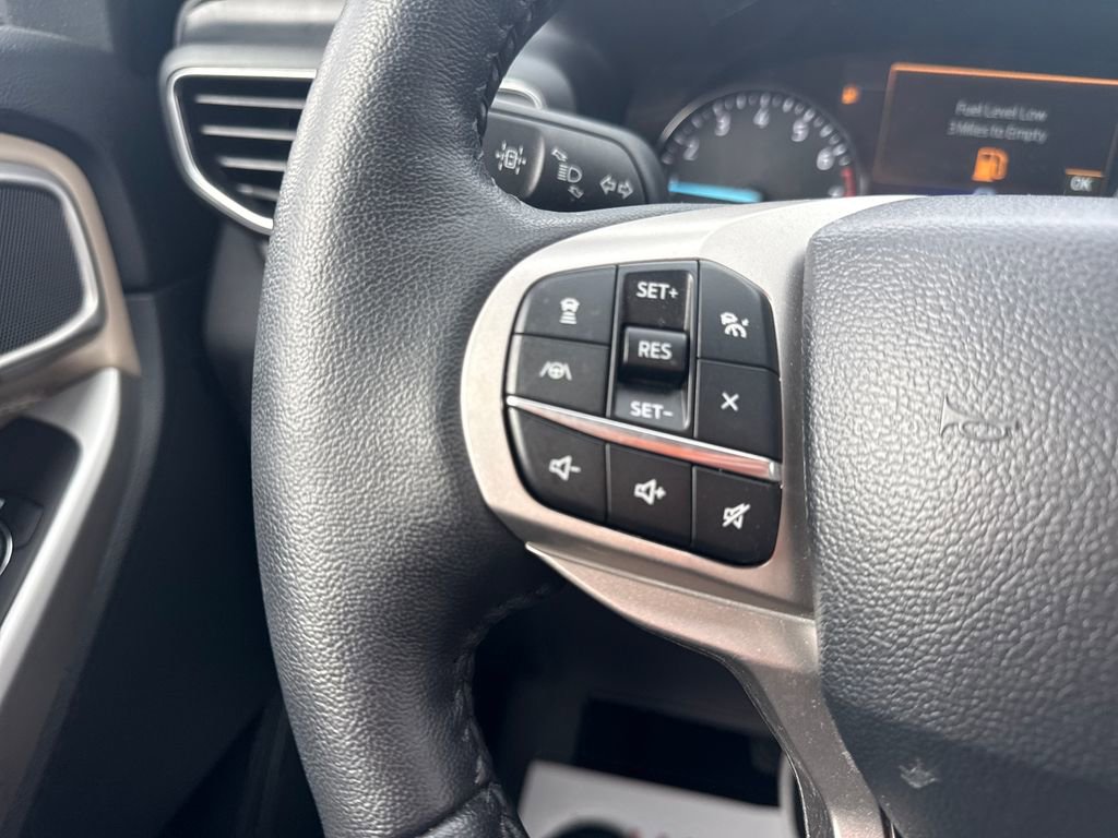 Used 2024 Ford Explorer XLT w/ Equipment Group 202A image 44
